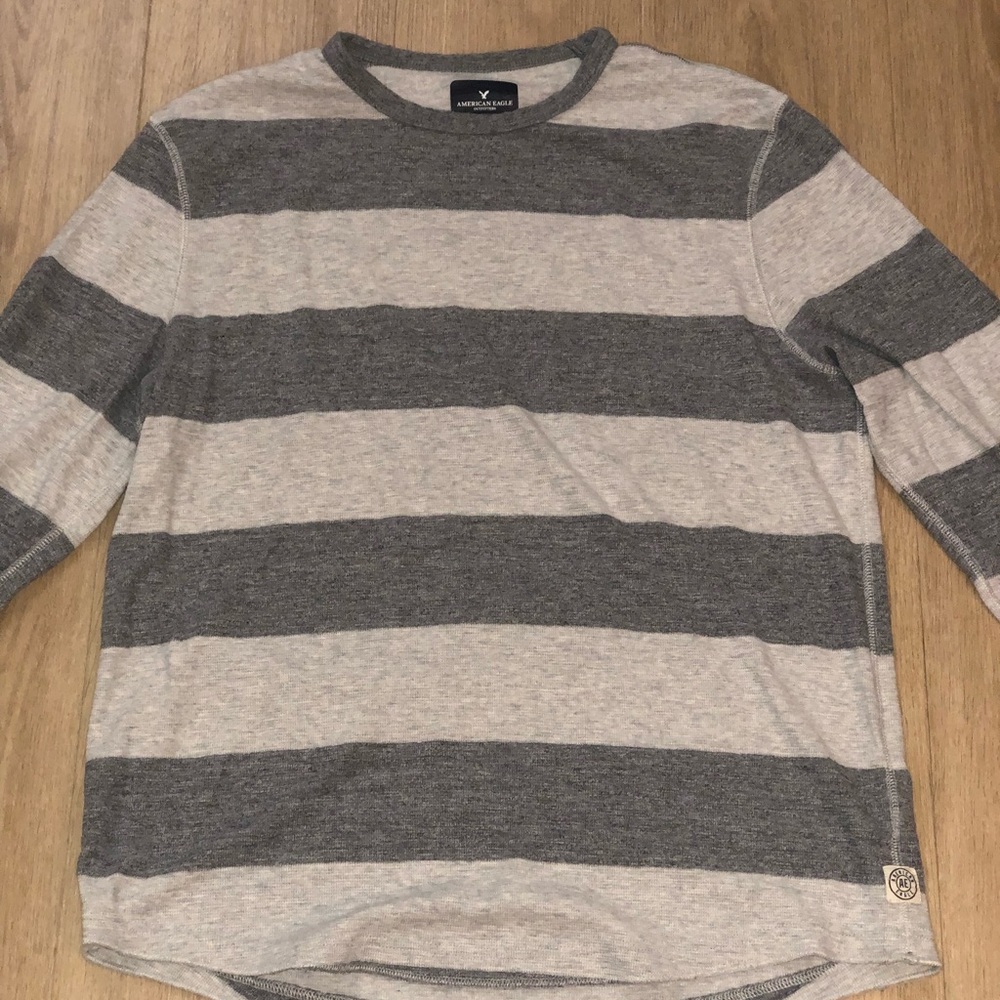 American Eagle Long Sleeve